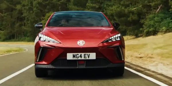 MG4 EV battery range options